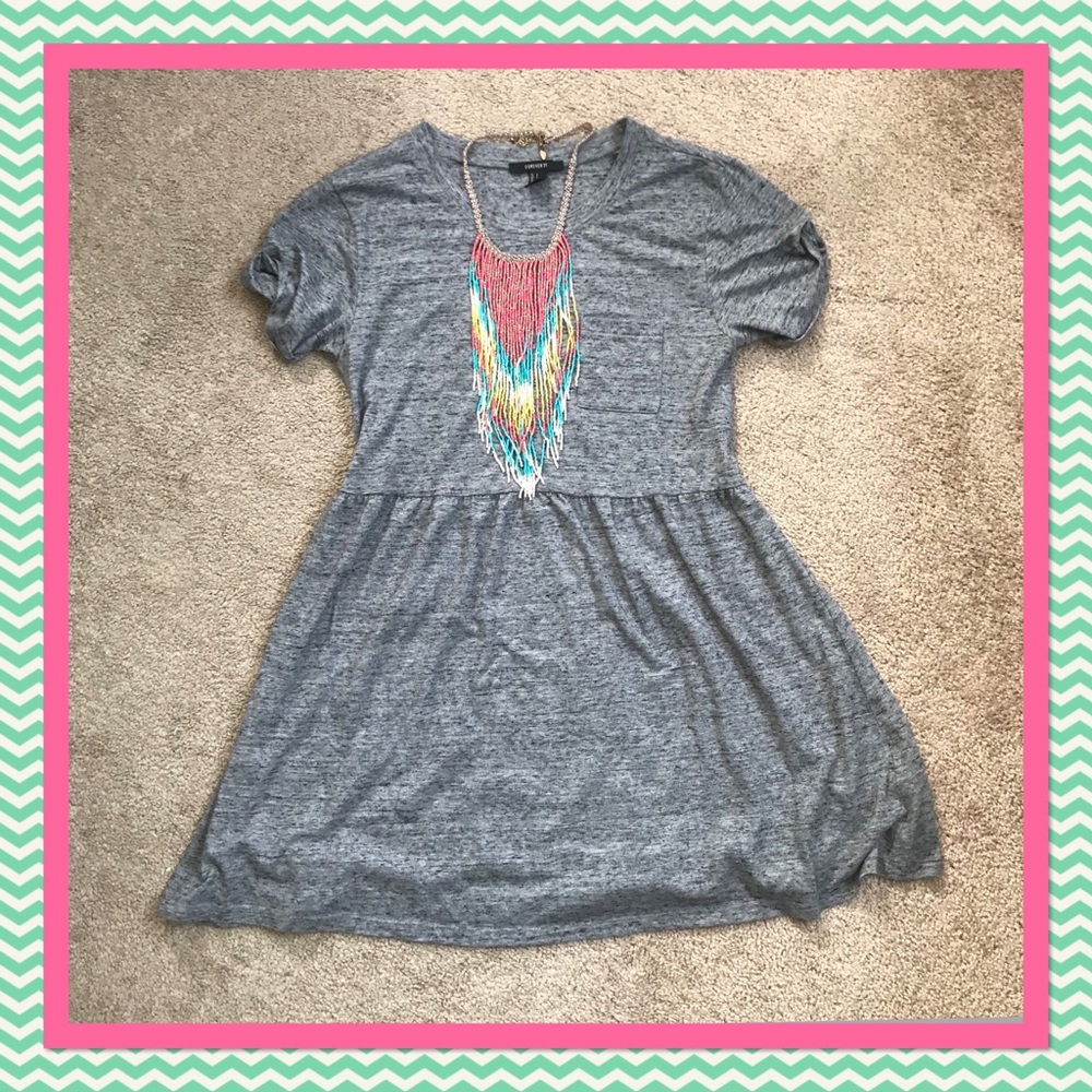 Women’s Forever 21 short sleeve dress
